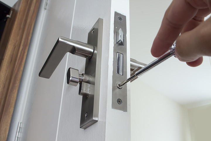 Our local locksmiths are able to repair and install door locks for properties in Lancaster Gate and the local area.